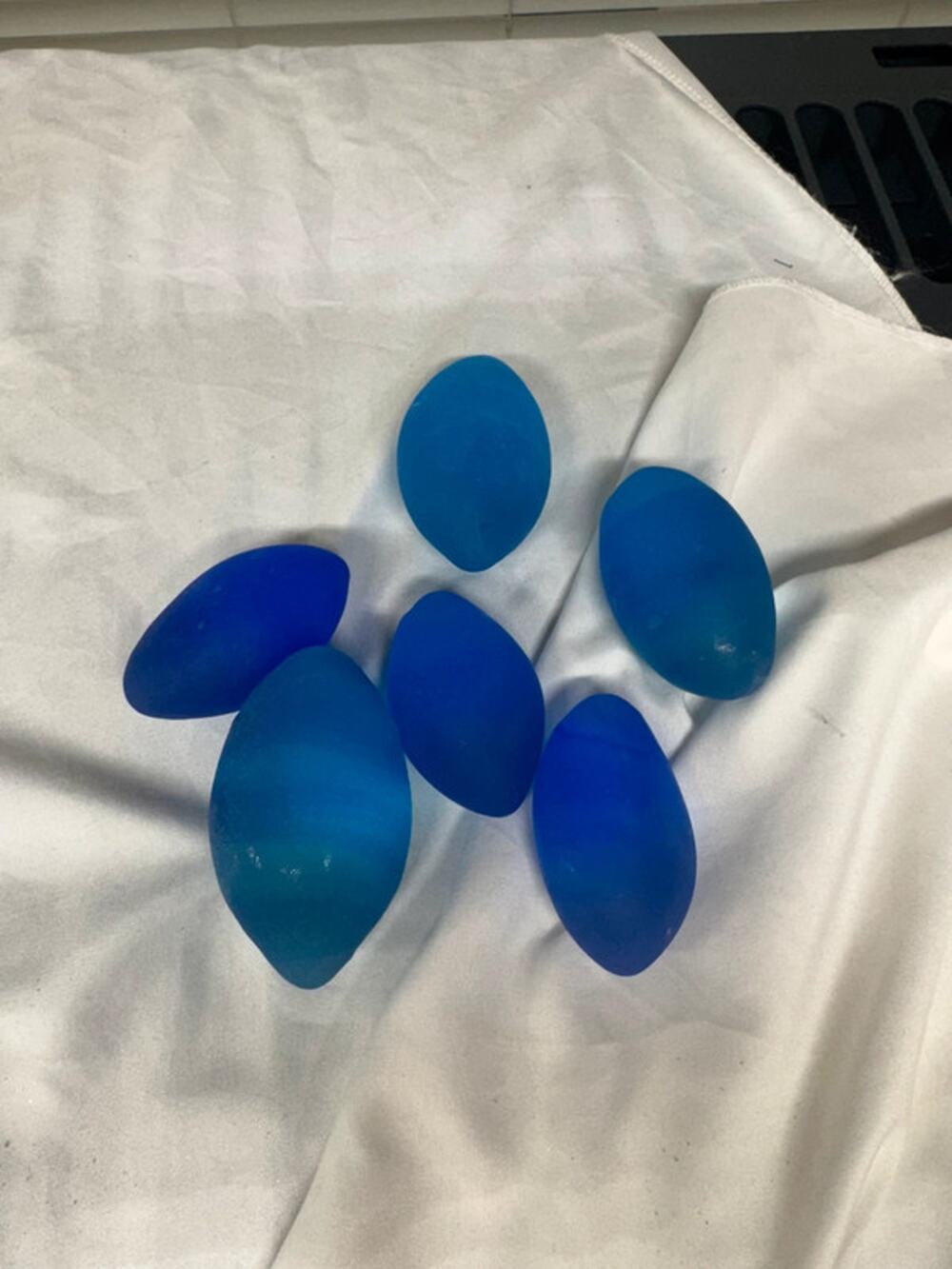 VTG Ikea frosted glass set of six eggs